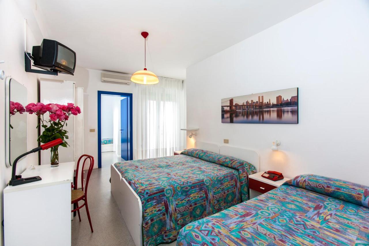 Hotel Wally Lido di Jesolo Kültér fotó