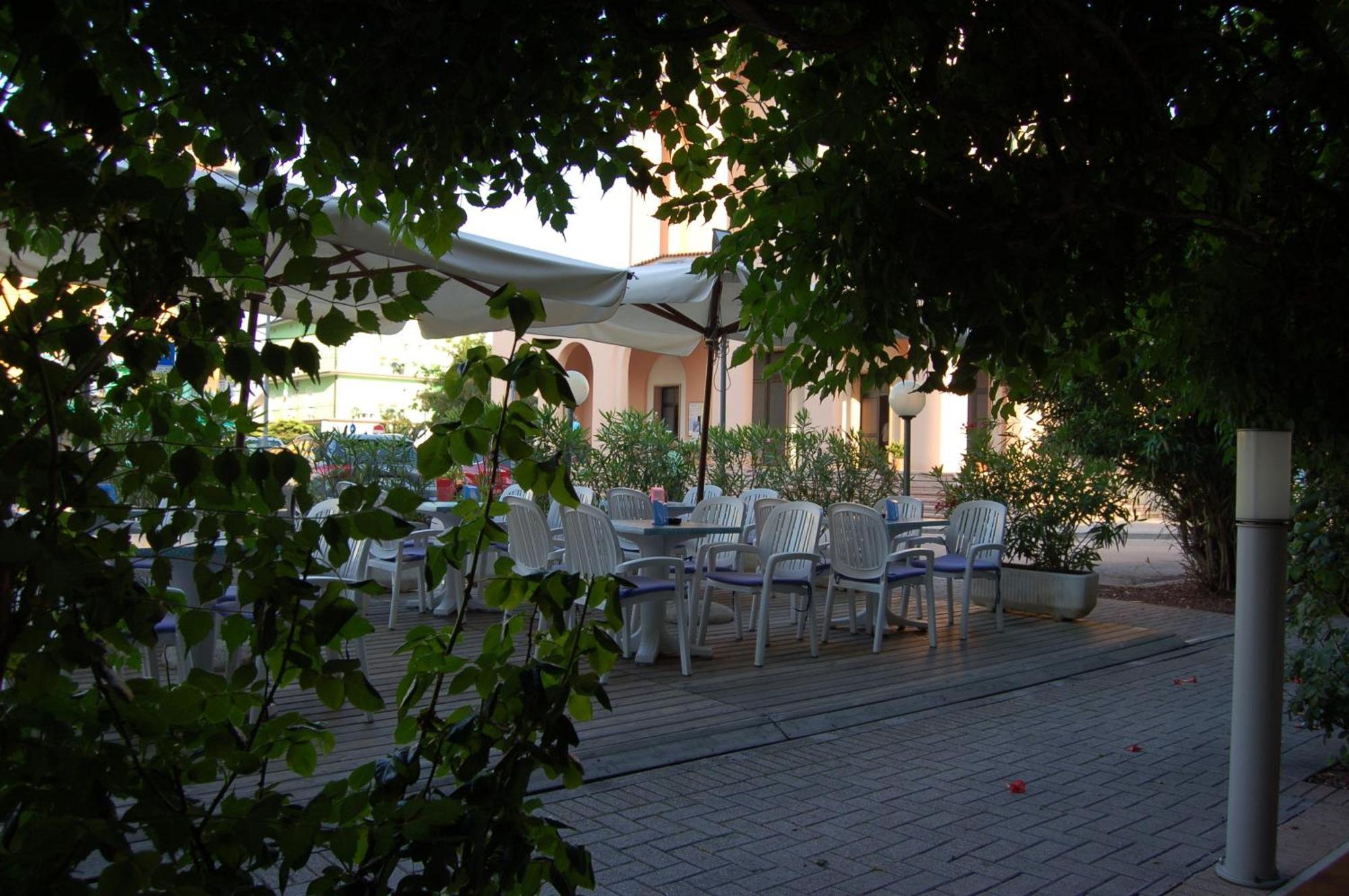 Hotel Wally Lido di Jesolo Kültér fotó